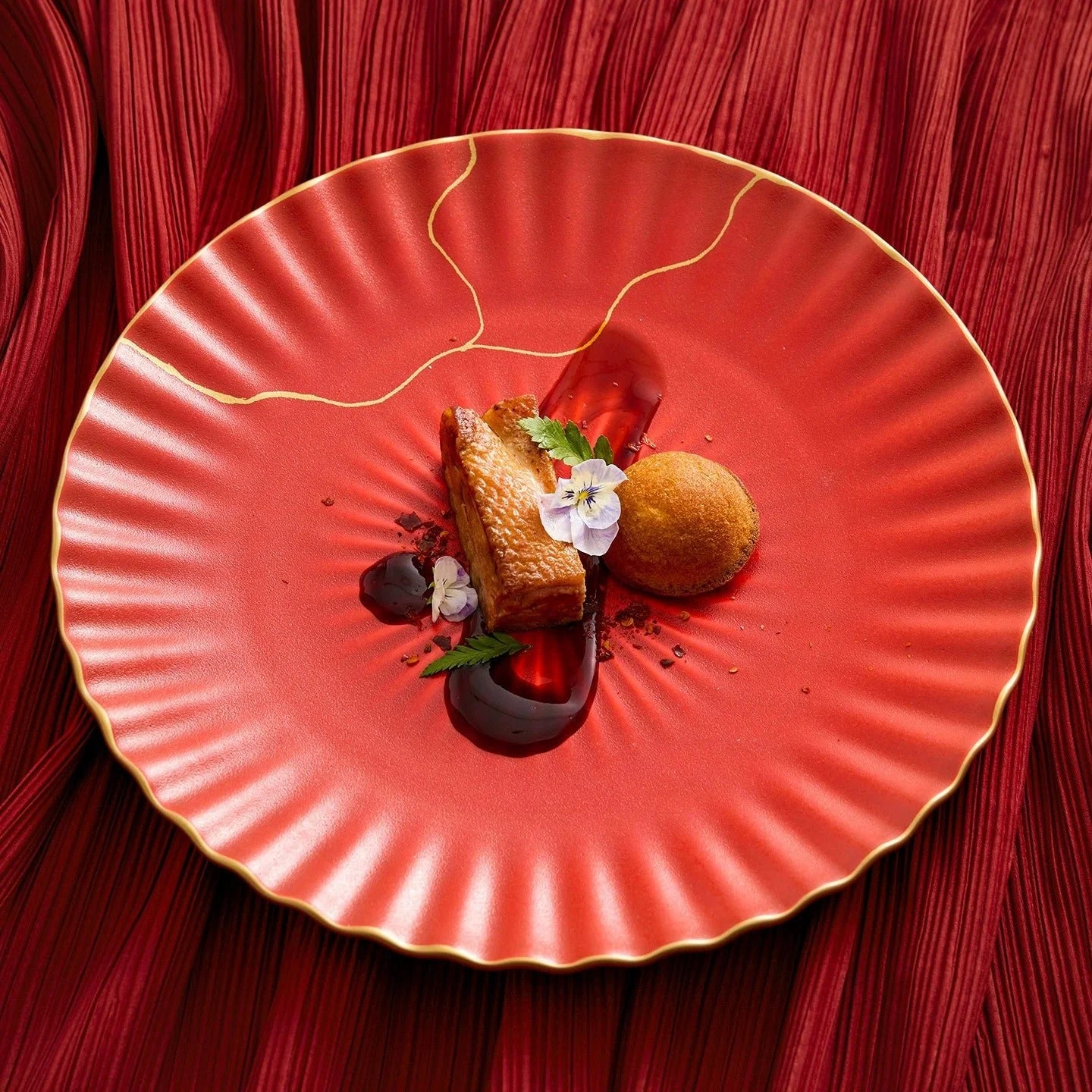 Luxury Red Ceramic Dinner Plate with Golden Rim – 10" Japanese Style Flat Plate