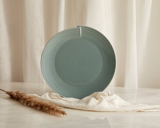 Maeve Porcelain Round Dinner Plate Green