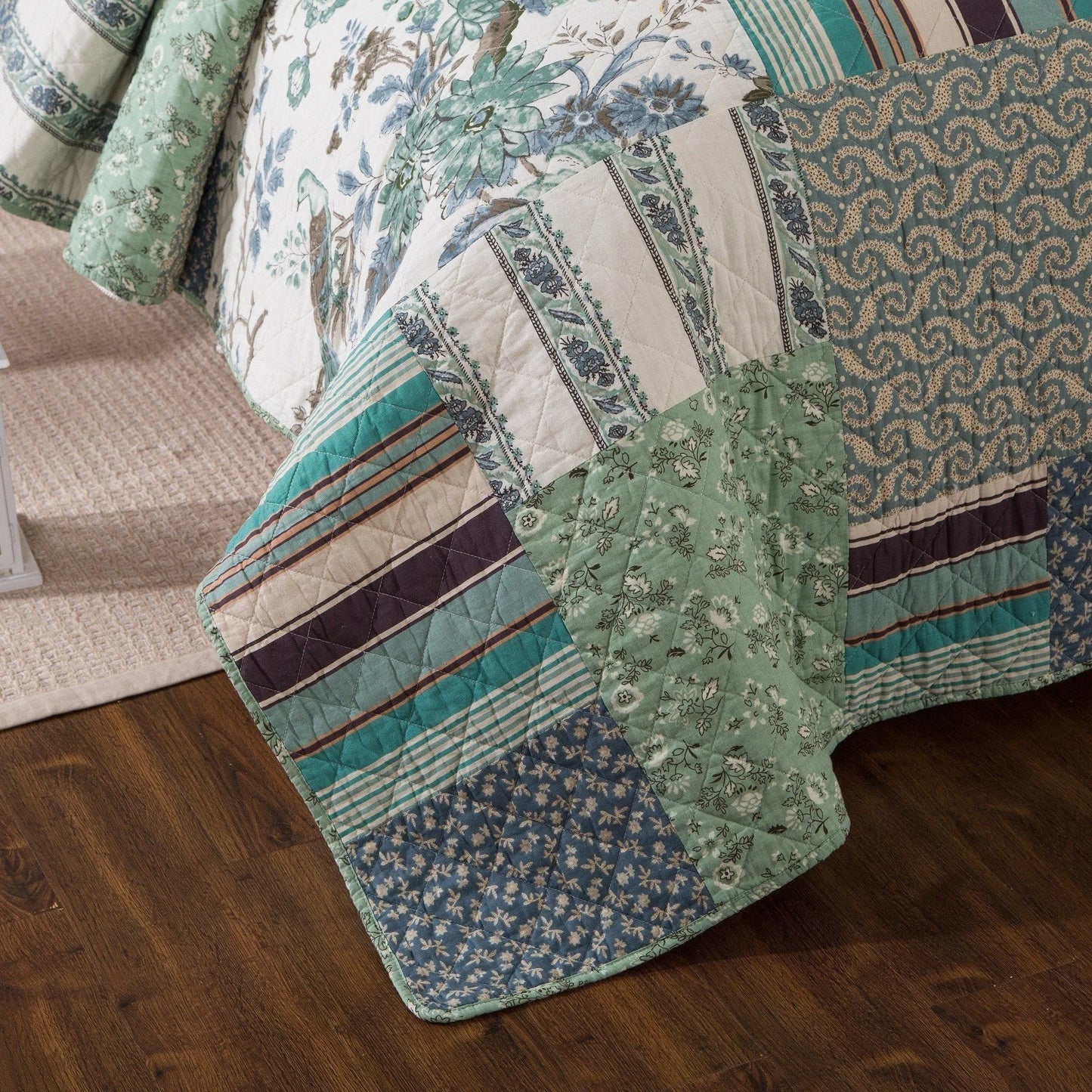 Tache Cotton Forest Glade Quilted Patchwork Bedspread Set (JHW-650)