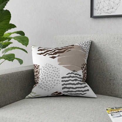 Decorative Throw Pillow - Beige Geometric Pattern